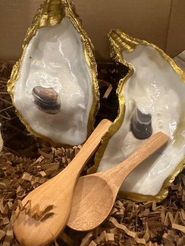 Oyster Salt and pepper cellar set