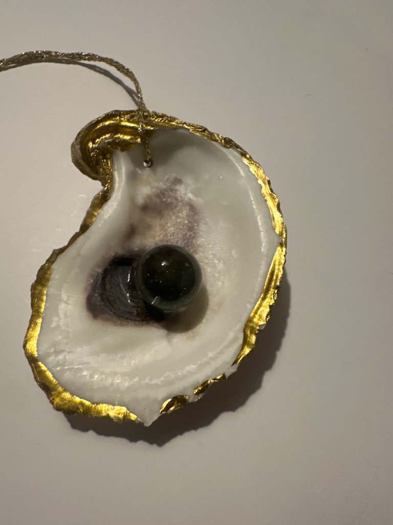 Oyster clear pearl ornament