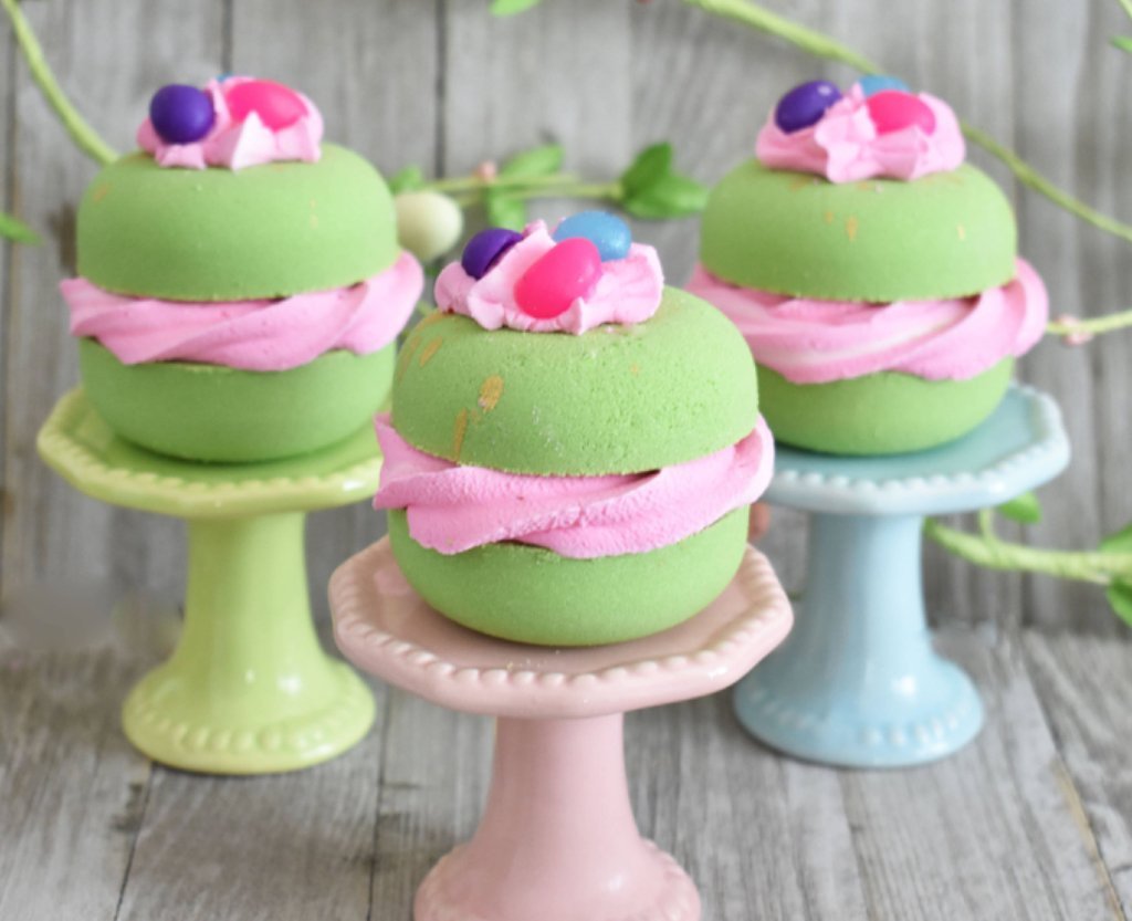 Jelly Bean Dream Macaroon Bath Bomb