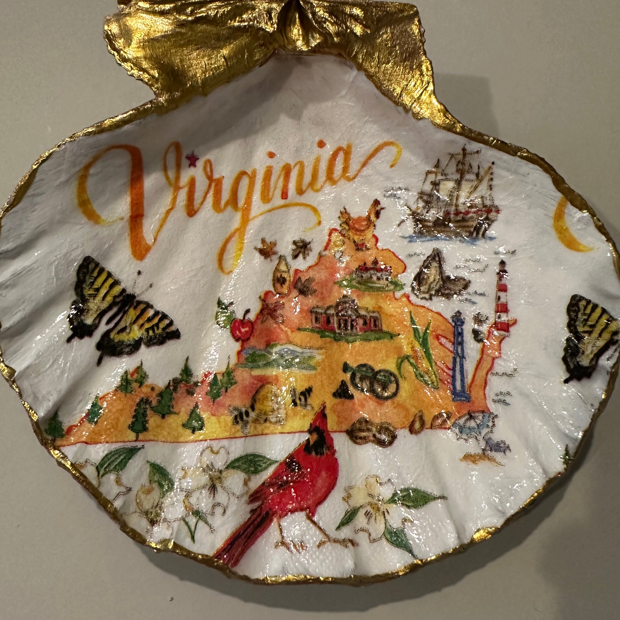 Large Virginia state shell trinket dish