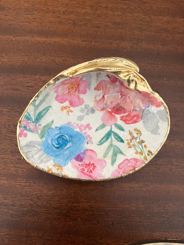 Clam Shell Trinket Tray- Floral Pattern