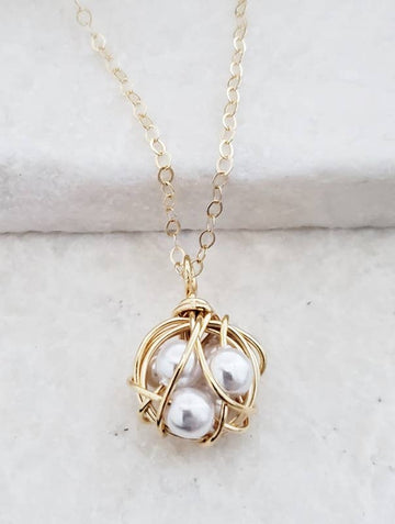 Wire-Wrapped Nest Faux Pearls Necklace